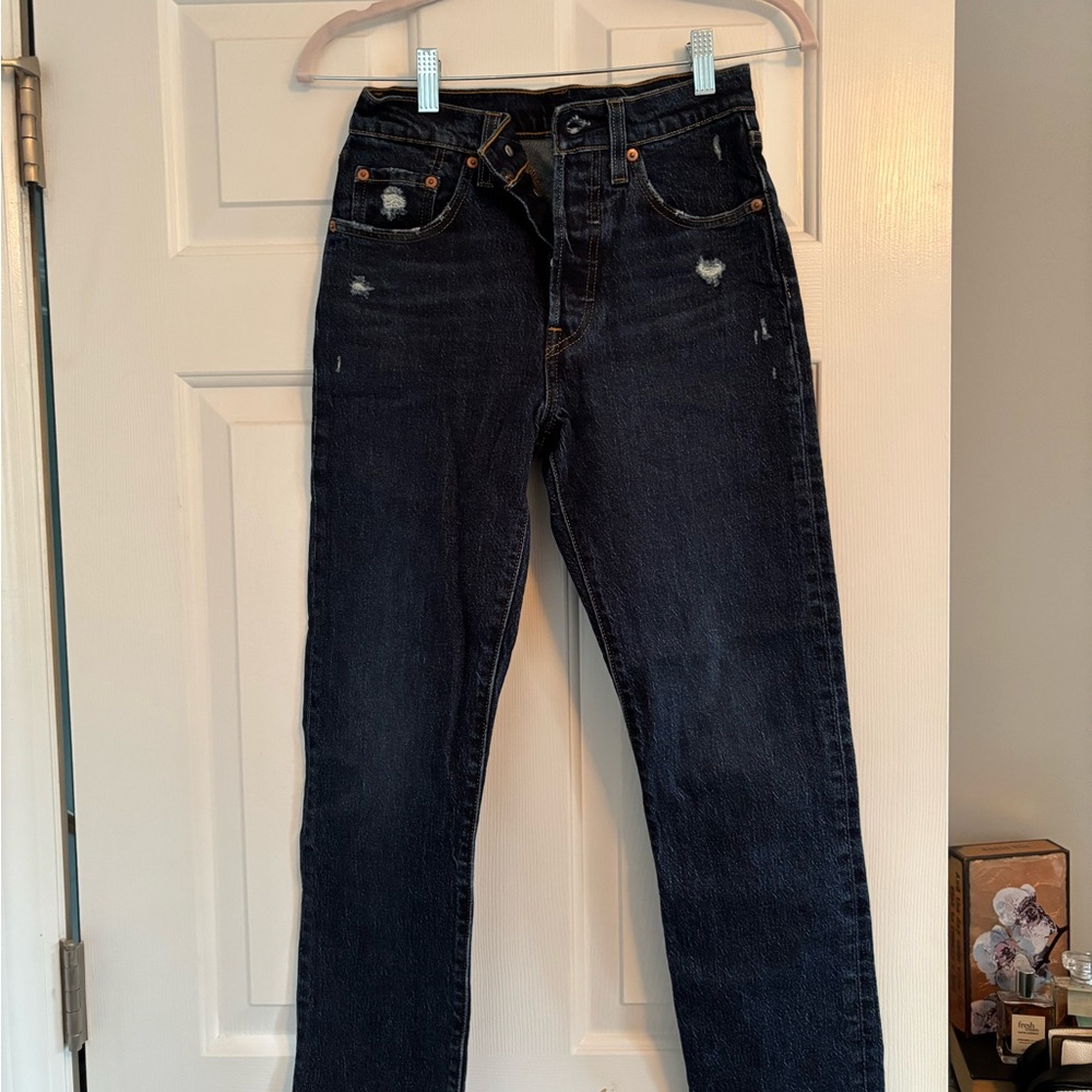 Women’s Levi’s 501 size 24